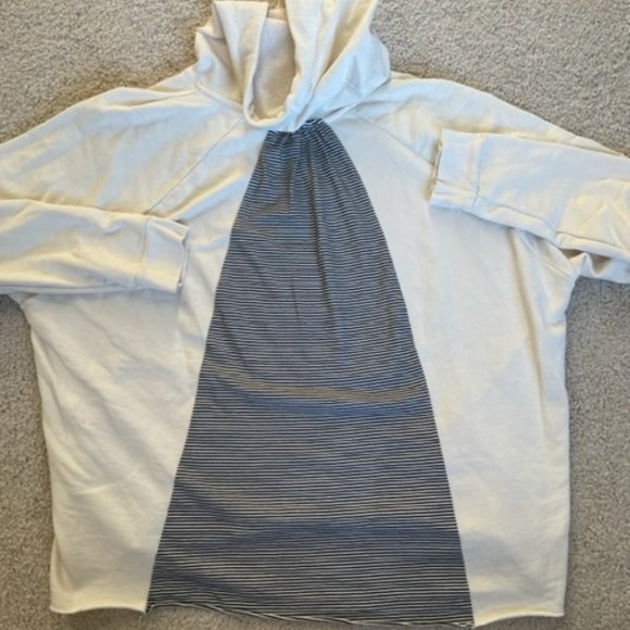 Stateside L Hooded Sweatshirt - Picture 3 of 5